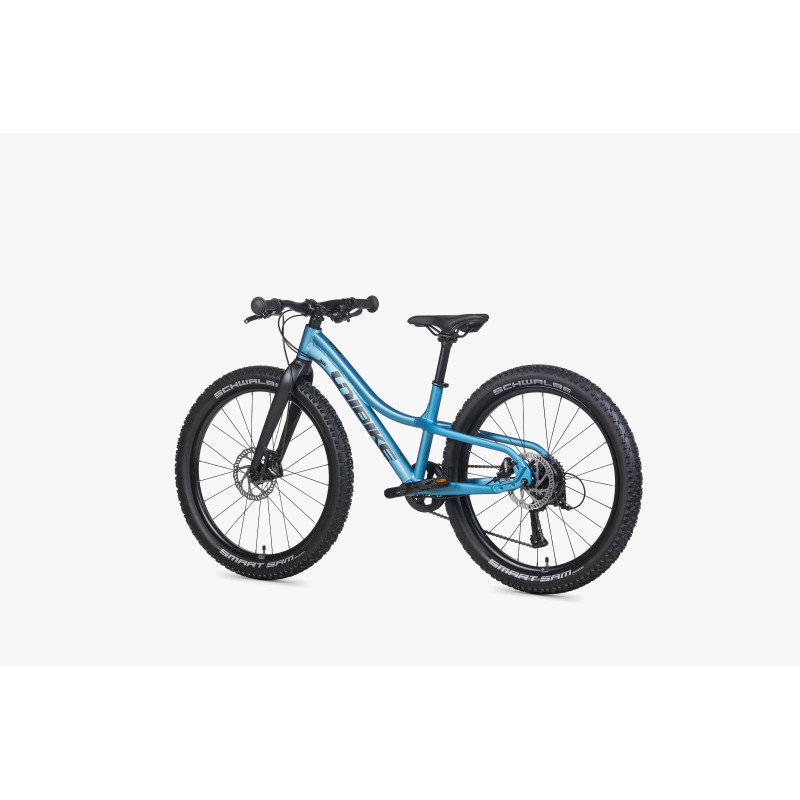 Sportowy bardzo lekki i wytrzymały rower dla dzieci i młodzieży. Mocne komponenty i hamulce tarczowe hydrauliczne