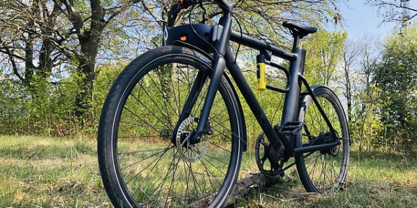 Jak ładować baterię w rowerze elektrycznym?