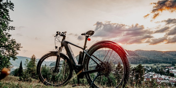 Rower elektryczny a przepisy 2026 - co musisz wiedzieć?